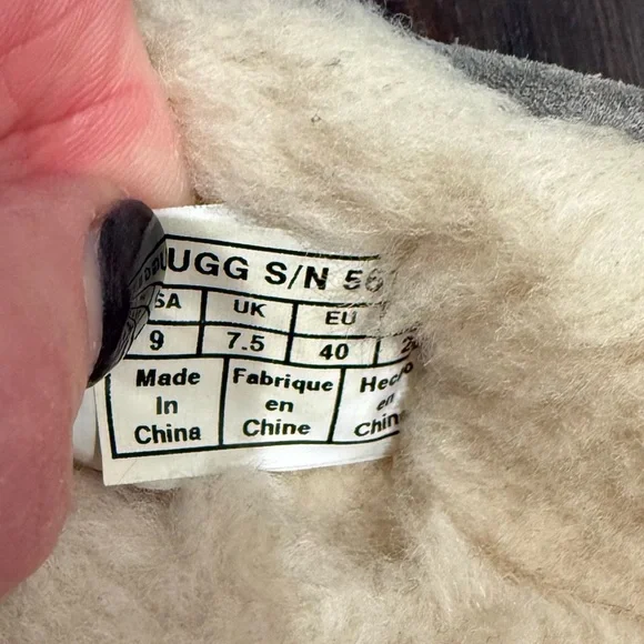 UGG Dakota Slippers - Picture 7 of 8